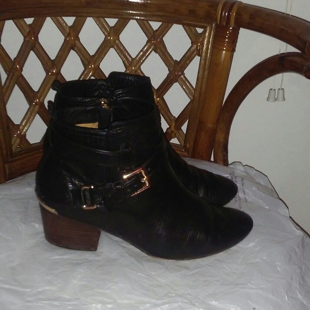 Woman coach boots